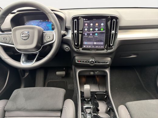 Volvo  XC40 B4 Plus Black Edition 360 Camera| Panoramadak | 20" velgen | Extra getint glas | Harman Kardon Au... ActivLease financial lease