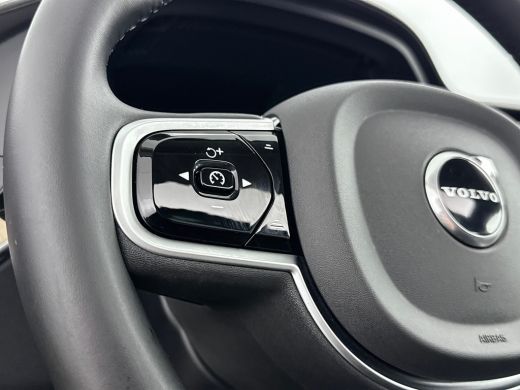 Volvo  XC60 T6 Recharge Ultra Dark | 20" | Trekhaak | Panoramadak | Full LED | 360 Camera | Head-Up | Harman ... ActivLease financial lease