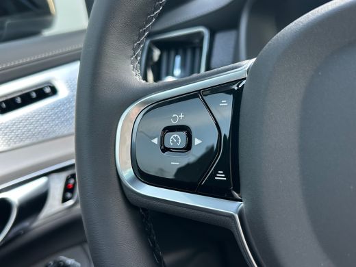 Volvo  XC90 2.0 T8 Plug-in hybrid AWD Ultra Black Ed. Exec. | Full option! | Massage | Bowers & Wilkins | Luc... ActivLease financial lease