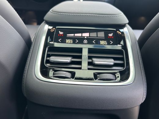 Volvo  XC90 2.0 T8 Plug-in hybrid AWD Ultra Black Ed. Exec. | Full option! | Massage | Bowers & Wilkins | Luc... ActivLease financial lease