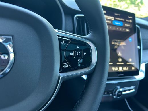 Volvo  XC90 2.0 T8 Plug-in hybrid AWD Ultra Dark Exec. Ed. | Mulberry red! | Full option! | Luchtvering | Mas... ActivLease financial lease