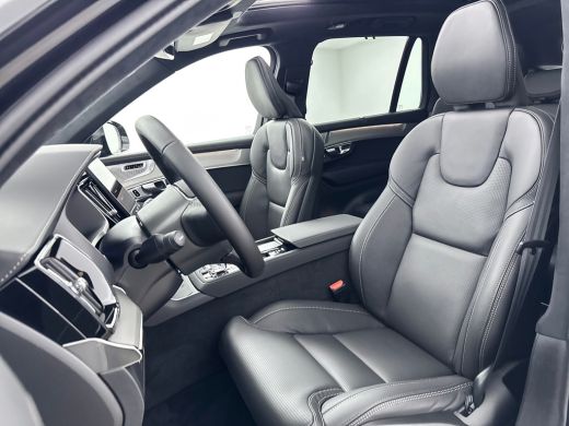 Volvo  XC90 T8 Recharge Ultra Black Edition Excecutive | 22" | Gelaagd & Getint Glas | Geint. Kinderzitje | L... ActivLease financial lease
