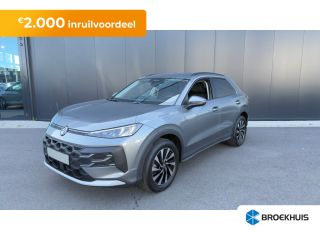 Volkswagen T-Roc Life First Edition Inclusief &euro;2000,- inruilvoordeel | 'App-Connect' draadloze smartphone integrat...