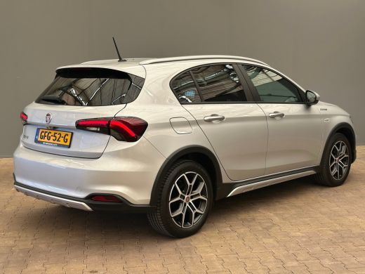Fiat Tipo 1.0 Cross Camera | Keyless | Navigatie | 17" Lichtmetaal | Climate | Adpatieve Cruise | Carplay |... ActivLease financial lease