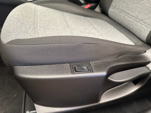 Fiat Tipo 1.0 Cross Camera | Keyless | Navigatie | 17" Lichtmetaal | Climate | Adpatieve Cruise | Carplay |... ActivLease financial lease