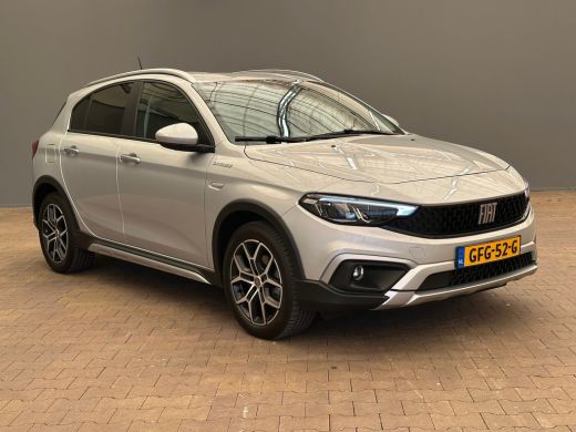 Fiat Tipo 1.0 Cross Camera | Keyless | Navigatie | 17" Lichtmetaal | Climate | Adpatieve Cruise | Carplay |... ActivLease financial lease