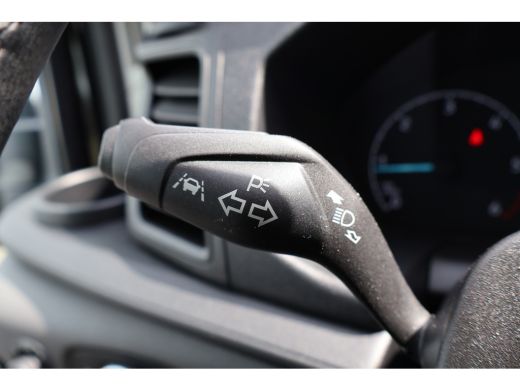Ford Transit 2.0 TDci 170pk L3 H2 Airco Apple Carplay Camera 2x Schuifdeur Trekhaak 2.8T ActivLease financial lease