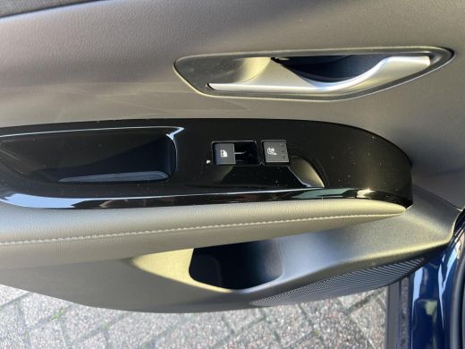 Hyundai Tucson 1.6 T-GDI PHEV Premium | Rijklaarprijs! | Navigatie | Apple CarPlay/Android Auto | Leder | Verwar... ActivLease financial lease