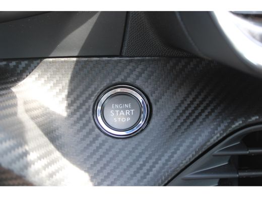 Peugeot 208 1.2 PureTech Allure Pack | Navigatie | Camera | 3D Instrumentenpaneel | 1e Eigenaar | NL auto | 7... ActivLease financial lease