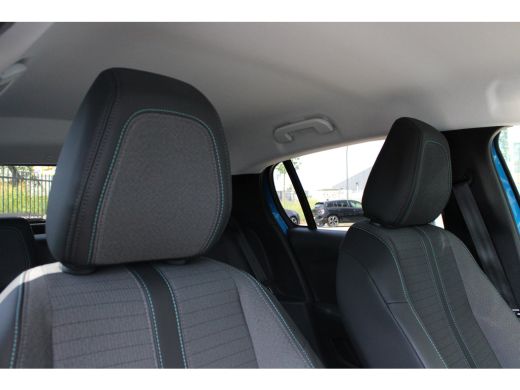 Peugeot 208 1.2 PureTech Allure Pack | Navigatie | Camera | 3D Instrumentenpaneel | 1e Eigenaar | NL auto | 7... ActivLease financial lease