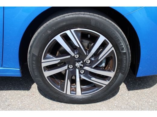 Peugeot 208 1.2 PureTech Allure Pack | Navigatie | Camera | 3D Instrumentenpaneel | 1e Eigenaar | NL auto | 7... ActivLease financial lease