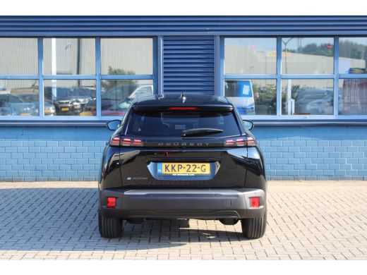 Peugeot e-2008 Business | Climate Control | Dashboard in zacht materiaal met carboneffect en hoogglans zwarte si... ActivLease financial lease