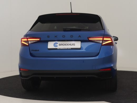 Skoda Fabia Monte Carlo | Achteruitrijcamera | Cruise control met speedlimiter | Driver Activity Assistant, v... ActivLease financial lease