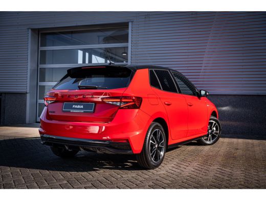 Skoda Fabia Monte Carlo | Achteruitrijcamera | Cruise control met speedlimiter | Driver Activity Assistant, v... ActivLease financial lease