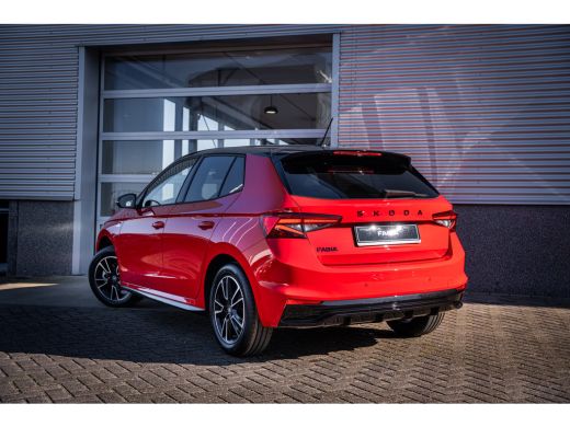 Skoda Fabia Monte Carlo | Achteruitrijcamera | Cruise control met speedlimiter | Driver Activity Assistant, v... ActivLease financial lease