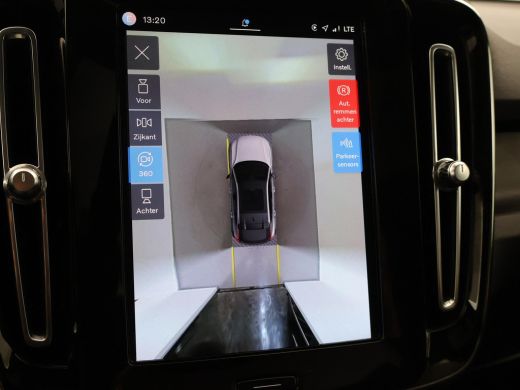 Volvo  C40 RECHARGE ULTIMATE 69 kWh + 20 INCH | PANORAMA | 360 CAMERA | HARMAN/KARDON | ADAPTIVE CRUISE ActivLease financial lease