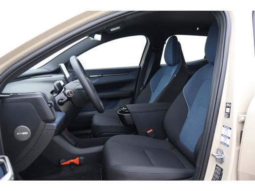 Volvo  EX30 Single Motor Extended Range Plus 69 kWh | Sand Dune | SOH 100% | SnelLeverbaar! ActivLease financial lease