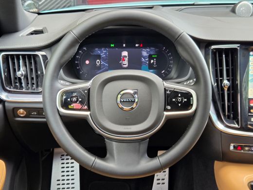 Volvo  V60 2.0 T8 AWD Ultra Dark HEICO SPORTIV | Full Option! | Bowers&Wilkins | Massage/ventilatie ActivLease financial lease