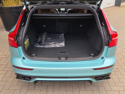 Volvo  V60 2.0 T8 AWD Ultra Dark HEICO SPORTIV | Full Option! | Bowers&Wilkins | Massage/ventilatie ActivLease financial lease