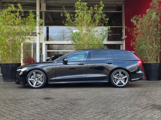 Volvo  V60 2.0 T8 AWD Ultra Dark HEICO SPORTIV | Full Option! | Bowers&Wilkins | Massage/ventilatie ActivLease financial lease