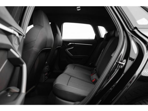 Audi A3 Sportback Advanced edition | Aluminium optiek in het interieur | Assistentiepakket Rijden en Park... ActivLease financial lease