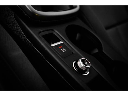 Audi A3 Sportback Advanced edition | Aluminium optiek in het interieur | Assistentiepakket Rijden en Park... ActivLease financial lease