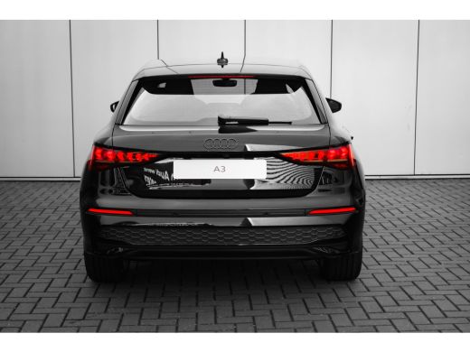 Audi A3 Sportback Advanced edition | Aluminium optiek in het interieur | Assistentiepakket Rijden en Park... ActivLease financial lease