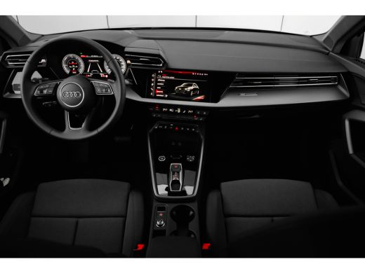 Audi A3 Sportback Advanced edition | Aluminium optiek in het interieur | Assistentiepakket Rijden en Park... ActivLease financial lease