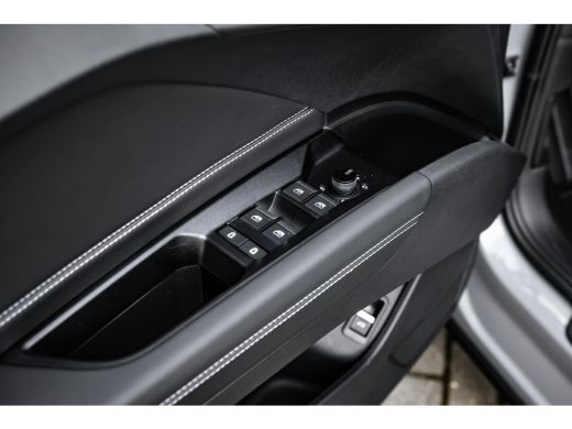 Audi Q4 e-tron S edition | Achterklep, automatisch bedienbaar | Achteruitrijcamera | Adaptive cruise control ActivLease financial lease