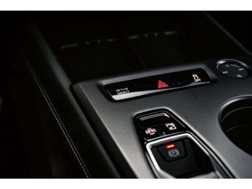 Audi Q4 e-tron S edition | Achterklep, automatisch bedienbaar | Achteruitrijcamera | Adaptive cruise control ActivLease financial lease