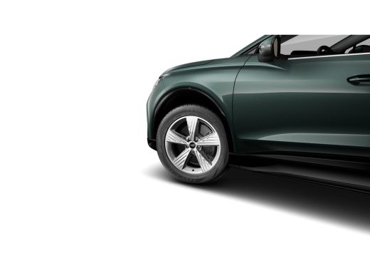 Audi Q4 e-tron S edition | Achterklep, automatisch bedienbaar | Achteruitrijcamera | Adaptive cruise control ActivLease financial lease