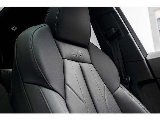 Audi Q5 S edition | Audi virtual cockpit | Exterieurpakket zwart | Hemelbekleding in zwart ActivLease financial lease