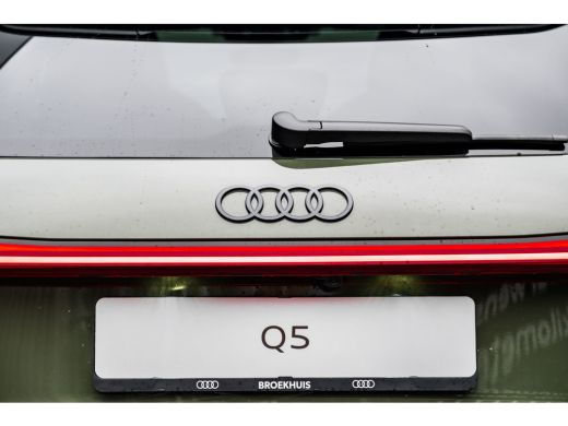Audi Q5 S edition | Audi virtual cockpit | Exterieurpakket zwart | Hemelbekleding in zwart ActivLease financial lease