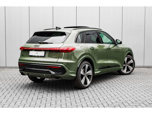 Audi Q5 S edition | Audi virtual cockpit | Exterieurpakket zwart | Hemelbekleding in zwart ActivLease financial lease