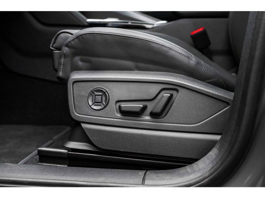 Audi Q5 S edition | Audi virtual cockpit | Exterieurpakket zwart | Hemelbekleding in zwart ActivLease financial lease