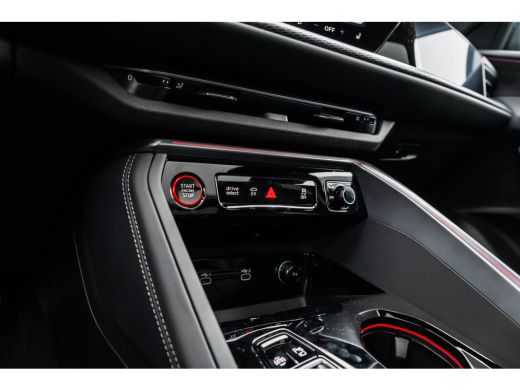 Audi Q5 S edition | Audi virtual cockpit | Exterieurpakket zwart | Hemelbekleding in zwart ActivLease financial lease
