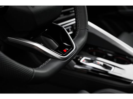 Audi Q5 S edition | Audi virtual cockpit | Exterieurpakket zwart | Hemelbekleding in zwart ActivLease financial lease