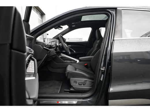 Audi Q5 S edition | Audi virtual cockpit | Exterieurpakket zwart | Hemelbekleding in zwart ActivLease financial lease