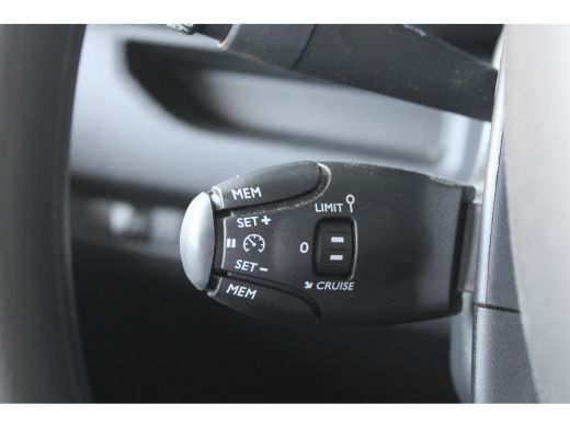 Citroën &euml;-Jumpy Club XL 75 kWh | Achteruitrijcamera | Navigatie | Apple carplay & Android auto | DAB | ActivLease financial lease