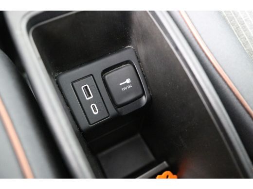 Fiat 500 Icon 42 kWh | Navigatie | Parkeersensoren | Cruise Control | Lichtmetalen velgen | Keyless | Appl... ActivLease financial lease