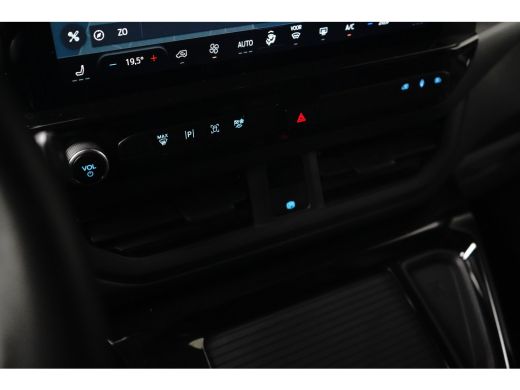Ford Transit Custom 320 2.5 PHEV 233pk L1H1 Sport DC | Trekhaak | Driver Assistance Pack | Elektr. schuifdeuren | 5 j... ActivLease financial lease