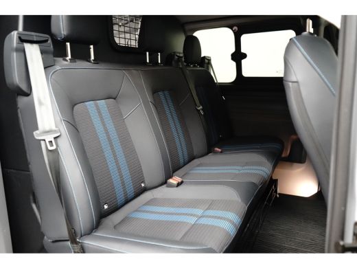 Ford Transit Custom 320 2.5 PHEV 233pk L1H1 Sport DC | Trekhaak | Driver Assistance Pack | Elektr. schuifdeuren | 5 j... ActivLease financial lease