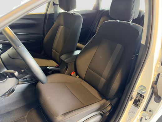 Hyundai i20 1.2 MPI 83pk Comfort | Airco | Camera | Carplay | Cruise control | Dodehoek detectie | Navigatie ... ActivLease financial lease