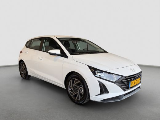 Hyundai i20 1.2 MPI 83pk Comfort | Airco | Camera | Carplay | Cruise control | Dodehoek detectie | Navigatie ... ActivLease financial lease