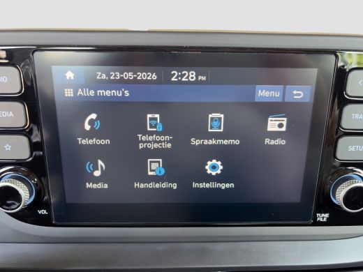 Hyundai i20 1.2 MPI 83pk Comfort | Airco | Camera | Carplay | Cruise control | Dodehoek detectie | Navigatie ... ActivLease financial lease