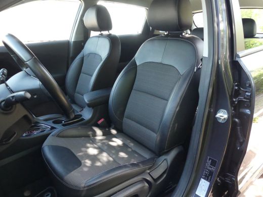 Kia Niro 1.6 GDi Hybrid DynamicLine | CAMERA | PARKEERSENSOREN | APPLE CARPLAY / ANDRIOD AUTO | NAVI | LMV... ActivLease financial lease