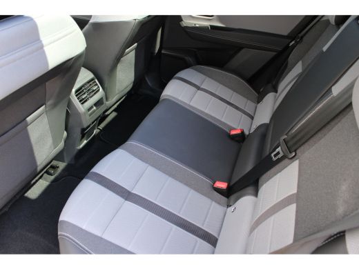 Opel Grandland 1.6 Turbo Plug-in-Hybrid Business Edition GS | Panorama/schuifdak | Trekhaak | All season | Focal... ActivLease financial lease