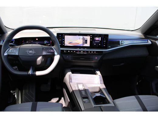 Opel Grandland 1.6 Turbo Plug-in-Hybrid Business Edition GS | Panorama/schuifdak | Trekhaak | All season | Focal... ActivLease financial lease