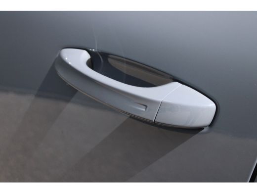 Opel Grandland 1.6 Turbo Plug-in-Hybrid Business Edition GS | Panorama/schuifdak | Trekhaak | All season | Focal... ActivLease financial lease
