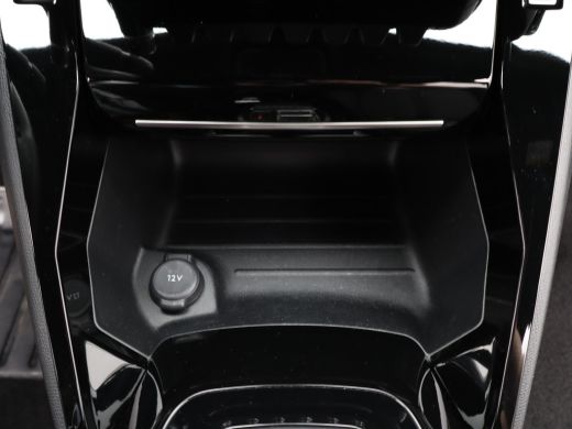 Peugeot e-2008 EV Allure Avantage 54 kWh | 360* Camera | Adaptieve cruise | Navi | Carplay | PDC V+A | 17"LMV | ActivLease financial lease